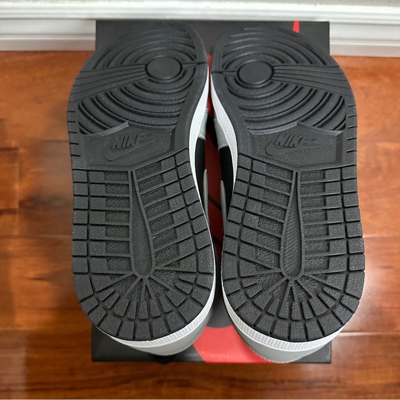 Jordan 1 Retro High Shadow 2.0 Size 11 - Picture 6 of 9